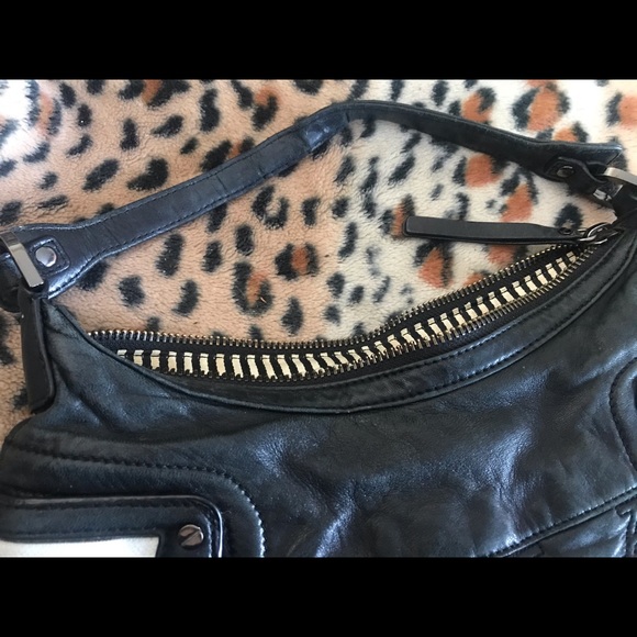 Buttery soft Gwen Stefani L.A.M.B. leather bag - Picture 7 of 8